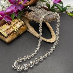 Quartz crystal beaded necklace with sterling clasp vintage B8